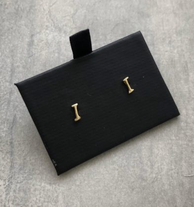 Topos de letra i Oro 18K 0.5 gr