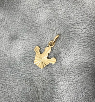 Dije de Corona oro 18K 0.6 gr