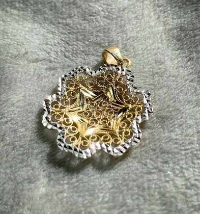 Dije De Flor Italiana Oro De 18K 2.0 gr Italy