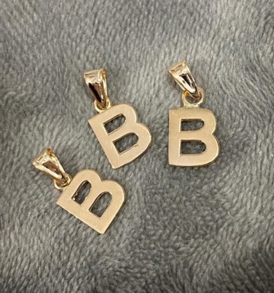 Dije de Letra B oro 18K 0.5 gr
