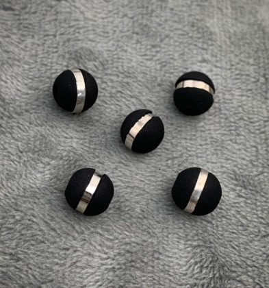 Neoros Negros 1 raya Oro Blanco 18k #8mm