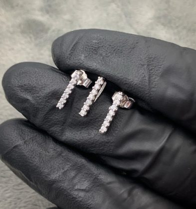 Juego De Aretes Y Dije Oro Blanco 18k 1.9 gr