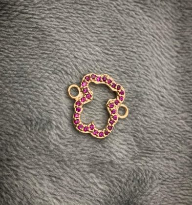 Herraje de Oso TH con Swarovskis Fucsias en Oro Amarillo  18K 1.1gr