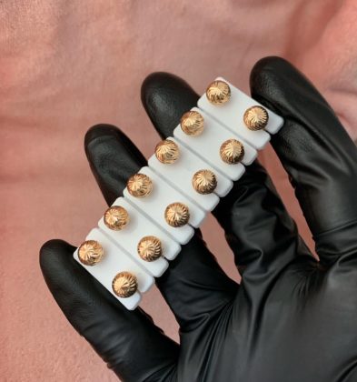 Topos Bolas diamantadas  7mm en Oro Rosado 18K 1.0gr