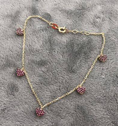 Pulso con Dijes de Corazones con Swarovskis Fucsias en Oro Amarillo 18K Italy 2.7gr 18.7cm