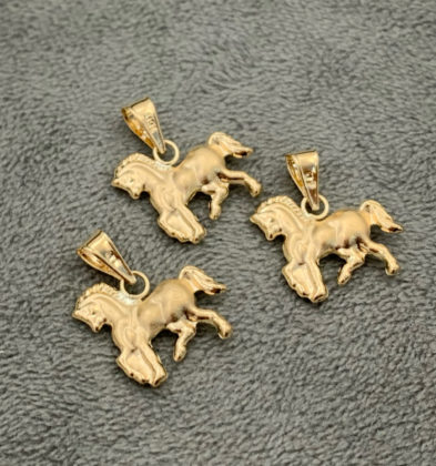 Dije De Caballo Oro Amarillo 18K 1.0 gr 1.8 cm
