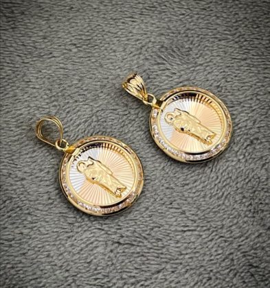 Dije De San Cipriano Tres Oros 18k Italy 1.4gr 2.3cm