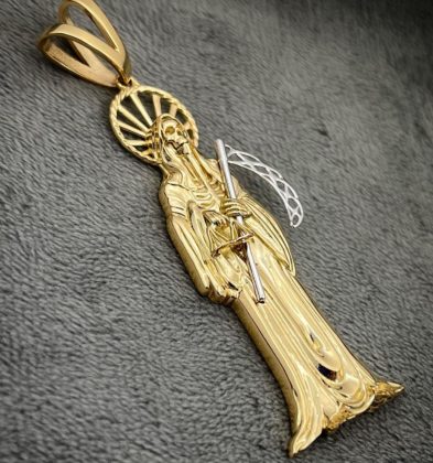 Dije De La Muerte Oro Amarillo Y Blanco 18k Italy 9.35gr 6.7cm