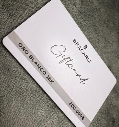 Tarjeta De Regalo Bracarli Para Canjear En Oro Blanco 18K $300.000