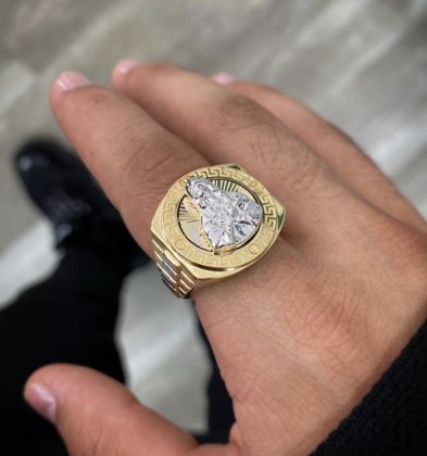 Anillo Virgen De Guadalupe Oro Amarillo Y Blanco 18k Italy 8.8gr Talla # 9