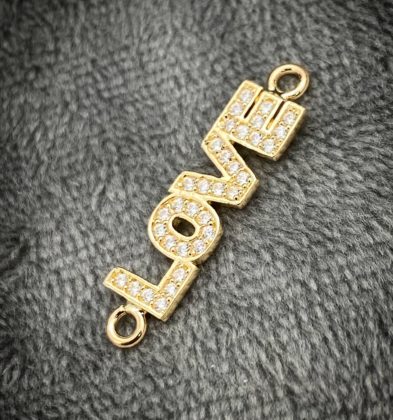 Herraje De Palabra Love Con Swarovski Oro Amarillo 18K 1.0 gr 2.0 cm