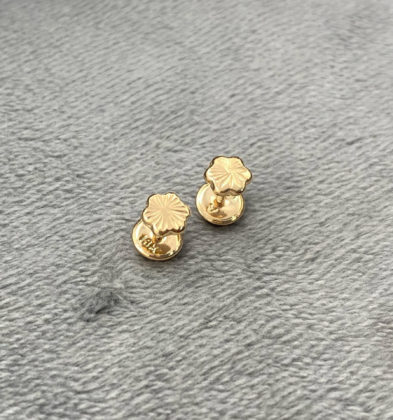 Topo De Flor Diamantado Oro Amarillo 18k 0.55gr 4.8mm