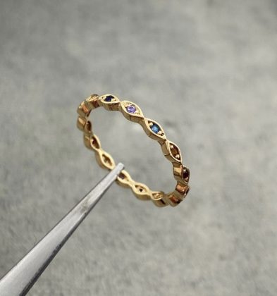 Anillo Con Swarovski Multicolor Oro Amarillo 18K 1.7 gr #6 3/4