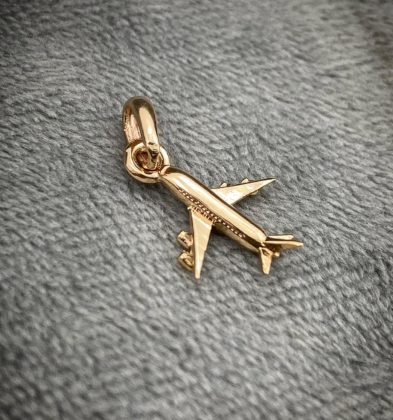 Dije De Avión Oro Amarillo 18k 0.85gr 2cm