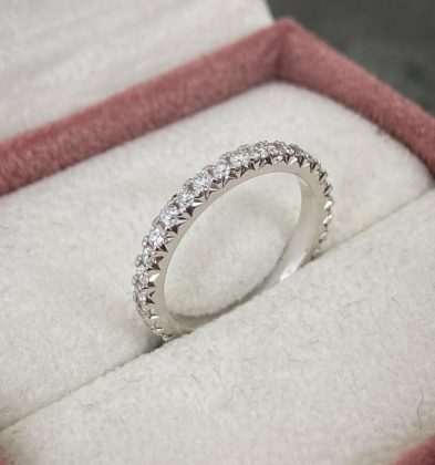 Argolla Con 0.75Qts Diamantes Blancos Oro Blanco 18k 2.6gr Talla # 4 3/4