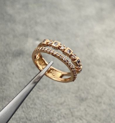 Anillo Con Swarovski Blanco Oro Rosa 18K 3.2 gr 5 3/4