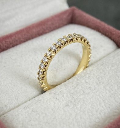 Argolla Con 0.70Qts Diamantes Blancos Oro Amarillo 18k 2.7gr Talla # 4 3/4