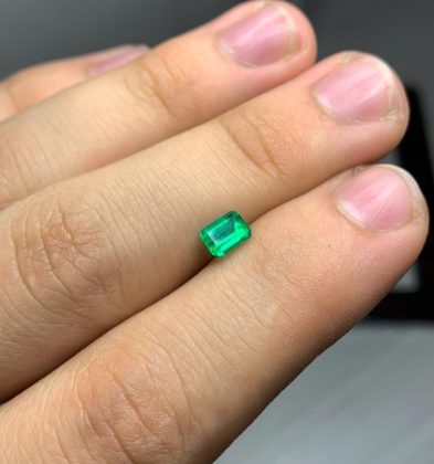 Esmeralda Cuadrada 0.54 Qts