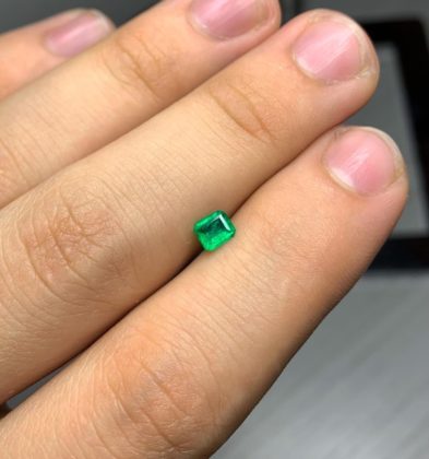 Esmeralda Cuadrada 0.30 Qts