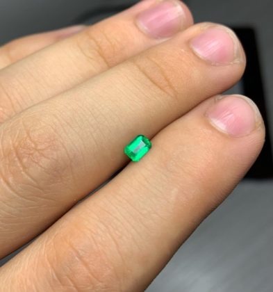 Esmeralda Cuadrada 0.30 Qts