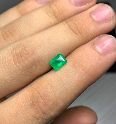 Esmeralda Cuadrada 0.97 Qts