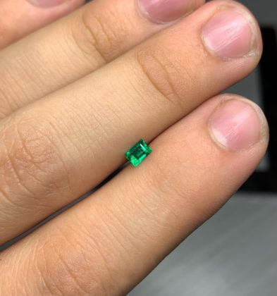 Esmeralda Cuadrada 0.18 Qts