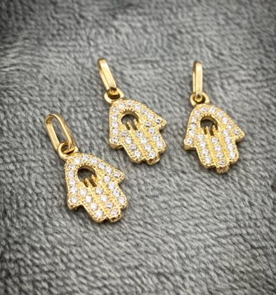 Dije De Mano Hamsa Con Swarovski Oro Amarillo 18k 0.8gr 1.6cm