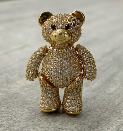 Dije De Oso Articulado Con Swarovski Oro Amarillo 18K 9.0 gr 3.0 cm