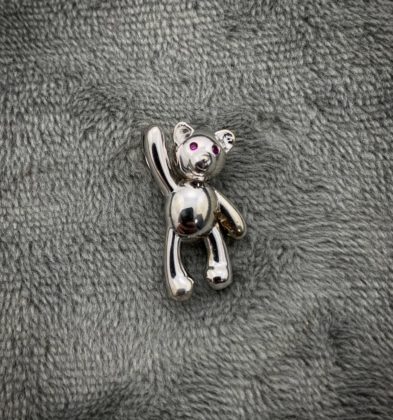 Dije De Oso Con Swarovski Fucsia Oro Blanco 18k 750 3.8gr 2cm