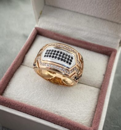 Anilllo Con Swarovski Dos Oros 18k 14.7gr Talla # 9