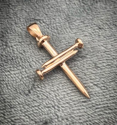 Dije de Cruz clavo liso en Oro Rosado 18K 2.55gr 3cm