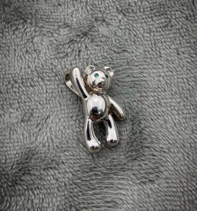 Dije De Oso Con Swarovski Verde Oro Blanco 18k 750 3.7gr 2cm