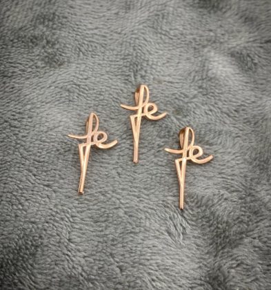 Dije De Fé Oro Rosa 18k 0.45gr 1.6cm