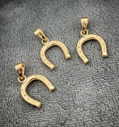 Dije De Herradura Oro Amarillo 18k 0.6 gr 2.0cm