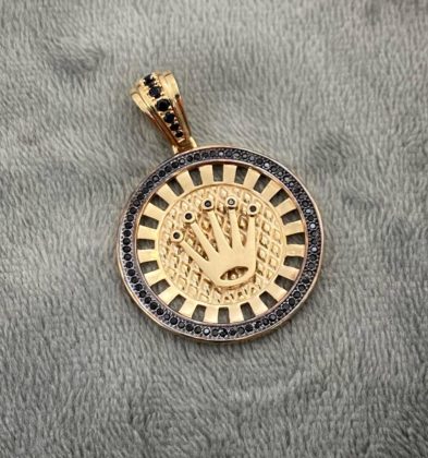 Dije De Medalla Corona RX Con Swarovski Oro Amarillo 18K 9.6 gr 4.0 cm