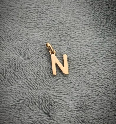 Dije De Letra N Con Lisa Oro Amarillo 18K 0.6 gr 1.4 cm