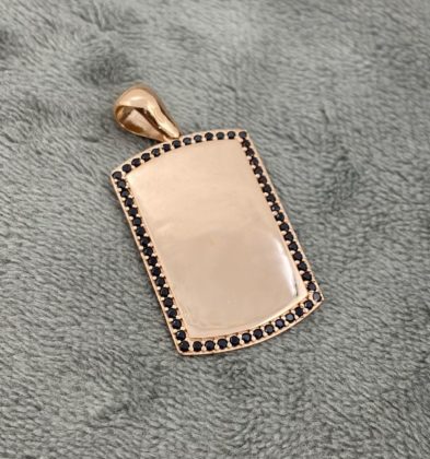 Dije De Placa Con Swarovski Negro Oro Rosa 18k 4.45gr 3.3cm