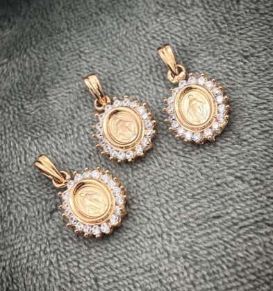 Dije De Virgen De La Milagrosa Con Swarovski Oro Rosa 18k 1.5gr 2cm