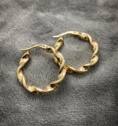 Candongas entorchadas en Oro Amarillo 18K 2.6gr 2.5cm