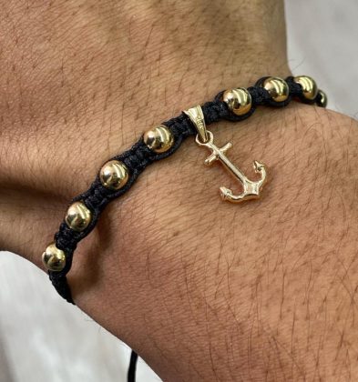 Pulsera En Hilo Negro Con Dije De Ancla Oro Amarillo 18k